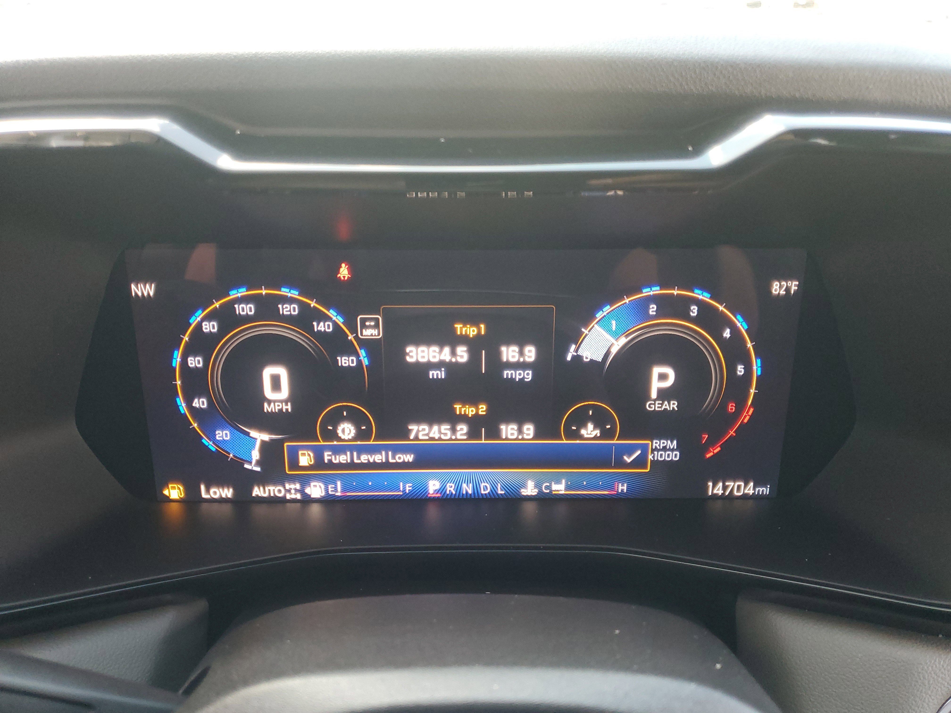 Used 2024 Chevrolet Colorado ZR2 w/ ZR2 Convenience Package III AWD/4WD image 22