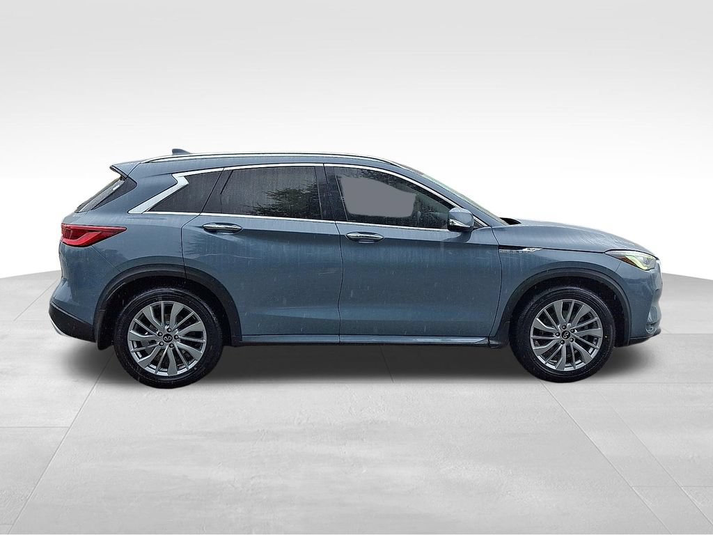 Used 2023 INFINITI QX50 Luxe FWD image 7