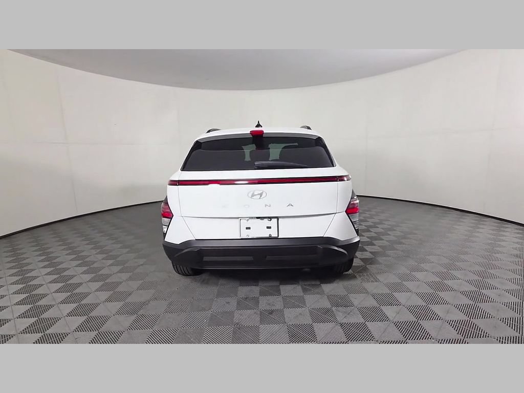 Used 2024 Hyundai Kona SEL FWD image 40