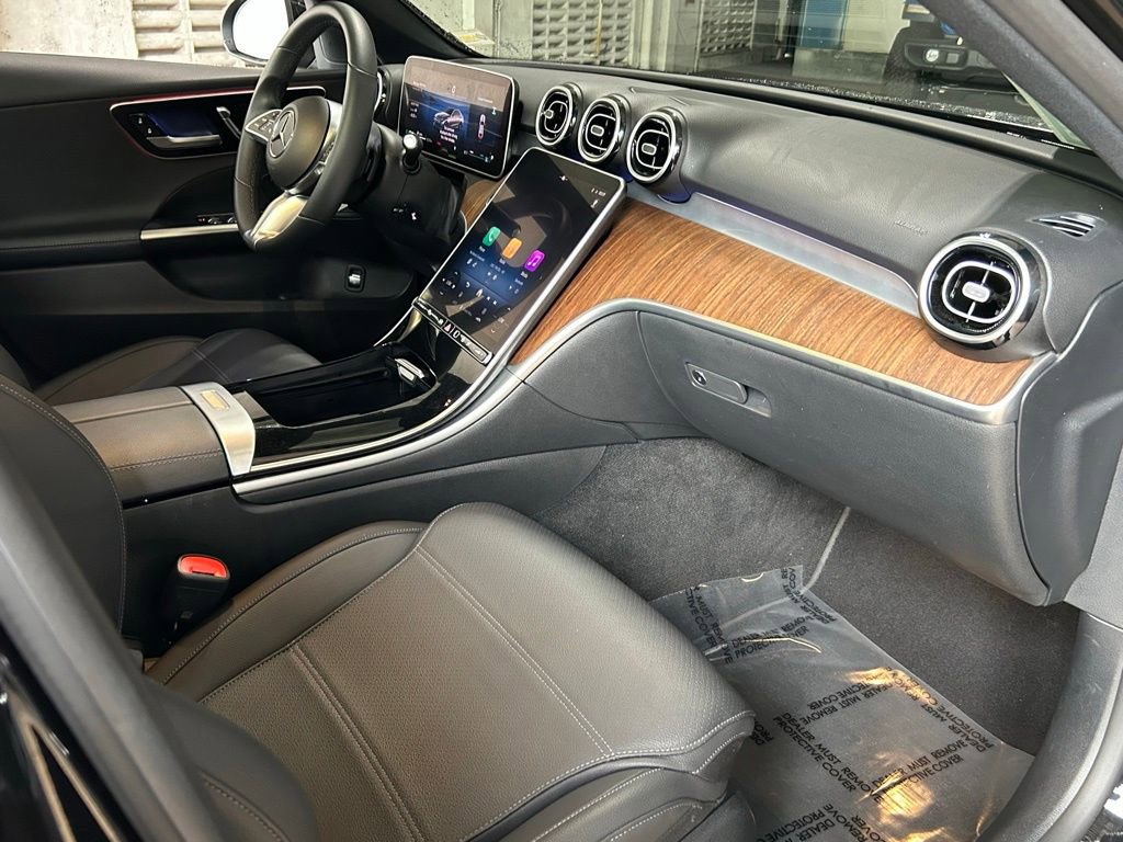 Used 2025 Mercedes-Benz C 300 4MATIC Sedan image 34