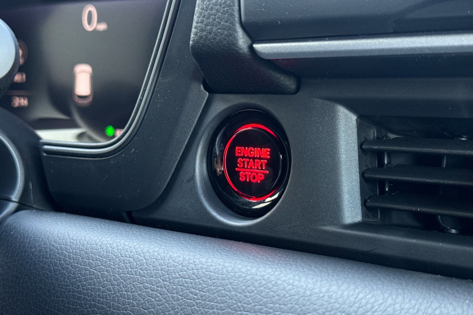 New 2026 Honda Pilot Sport image 30