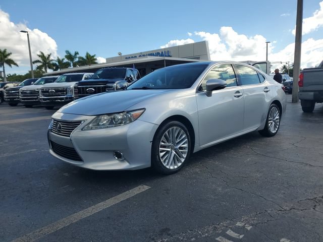 Used 2013 Lexus ES 350 FWD image 32