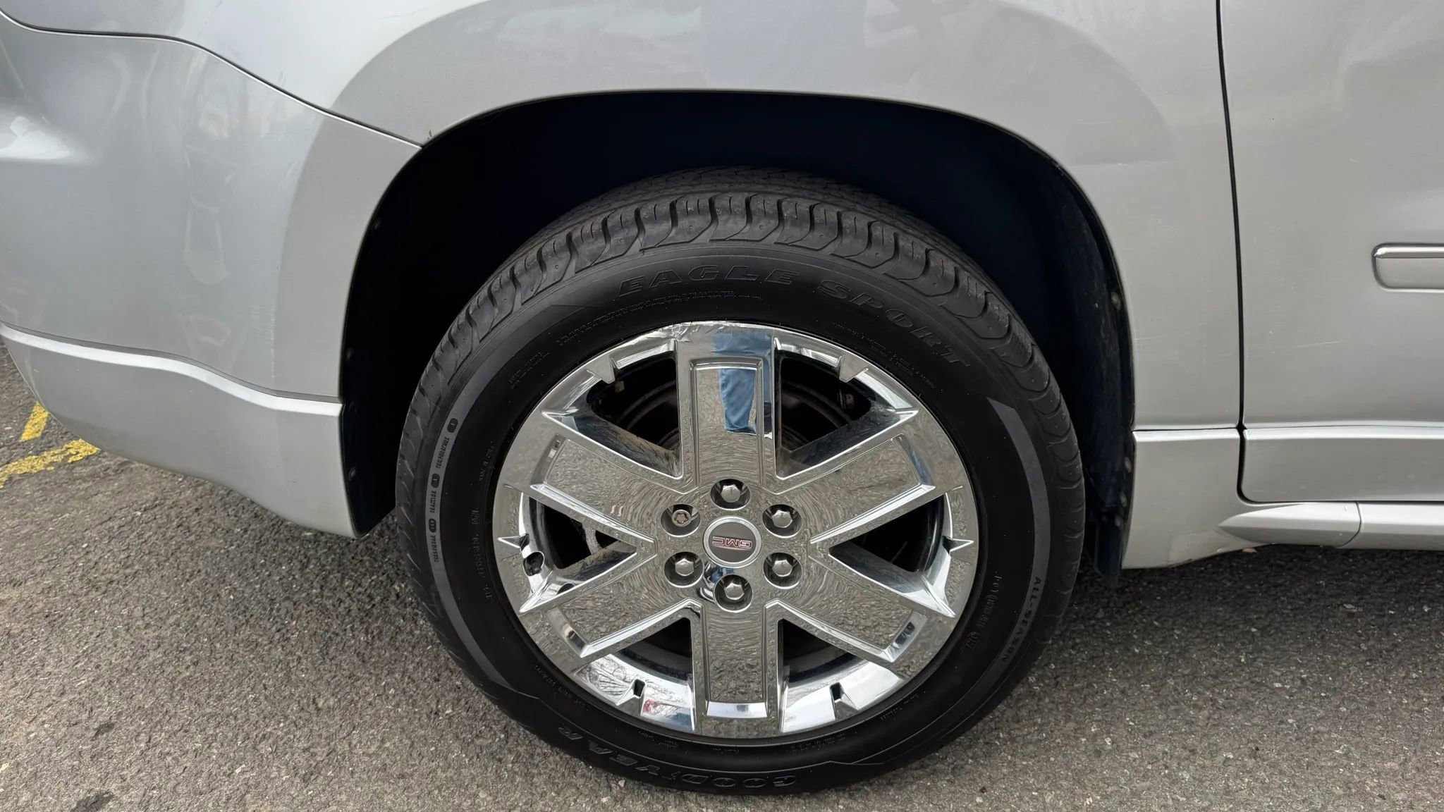 Used 2015 GMC Acadia Denali image 33