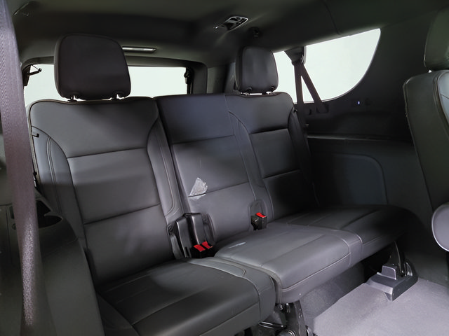Certified 2023 Chevrolet Suburban High Country w/ Max Trailering Package AWD/4WD image 6