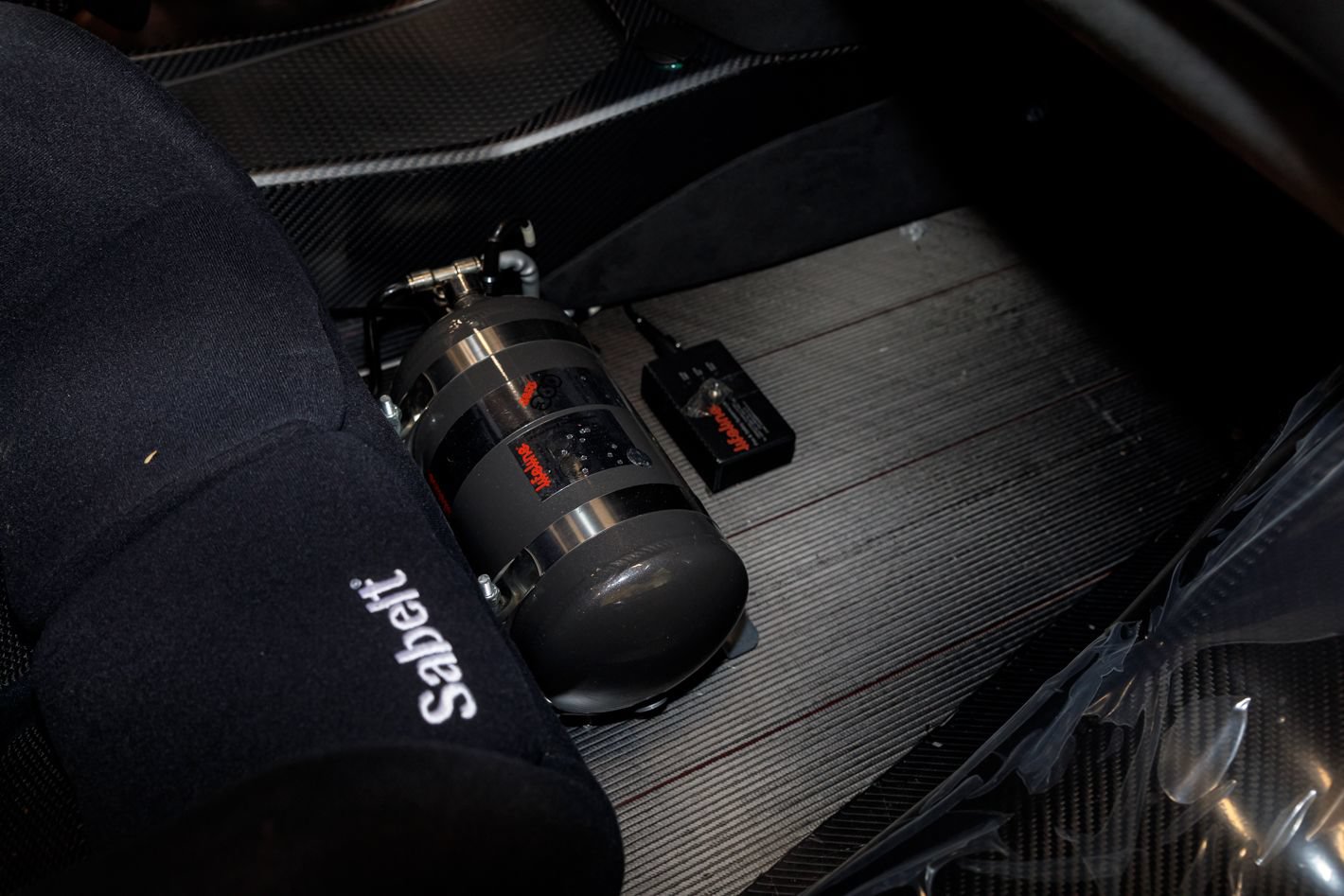 Used 2020 McLaren Senna RWD image 83