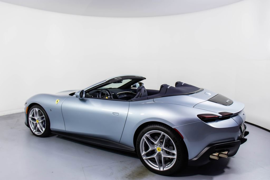Certified 2025 Ferrari Roma Spider RWD image 8