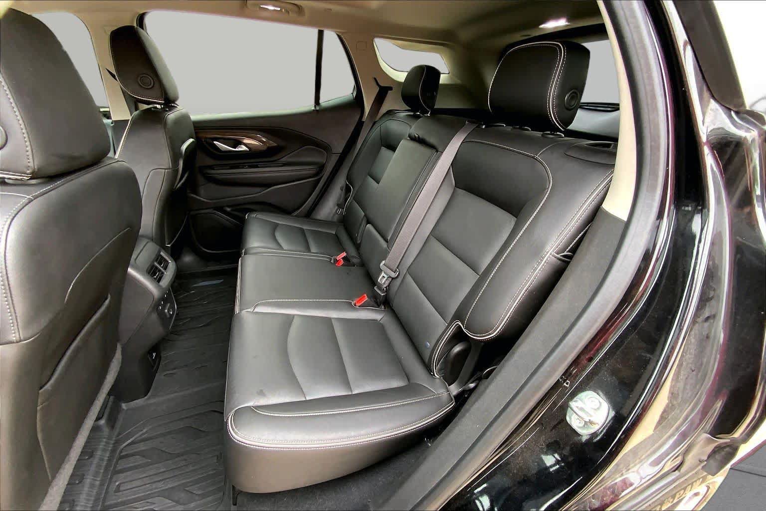 Used 2019 GMC Terrain Denali w/ Advanced Safety Package AWD/4WD image 20