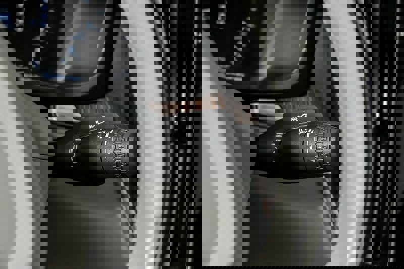 Used 2021 Volvo S60 T6 Momentum w/ Premium Package image 27