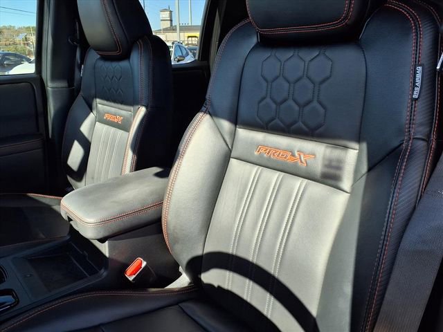 Used 2023 Nissan Frontier Pro-X w/ Pro-X Premium Package image 7