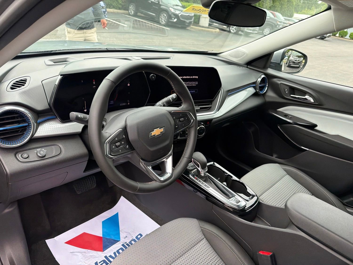 Used 2024 Chevrolet Trax LT w/ Driver Confidence Package FWD image 10