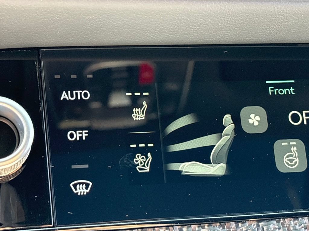 New 2026 Genesis GV70 3.5T Sport Prestige AWD/4WD image 19