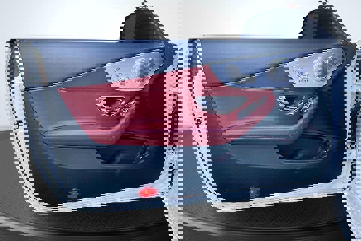 Used 2019 Mercedes-Benz C 300 Coupe image 23