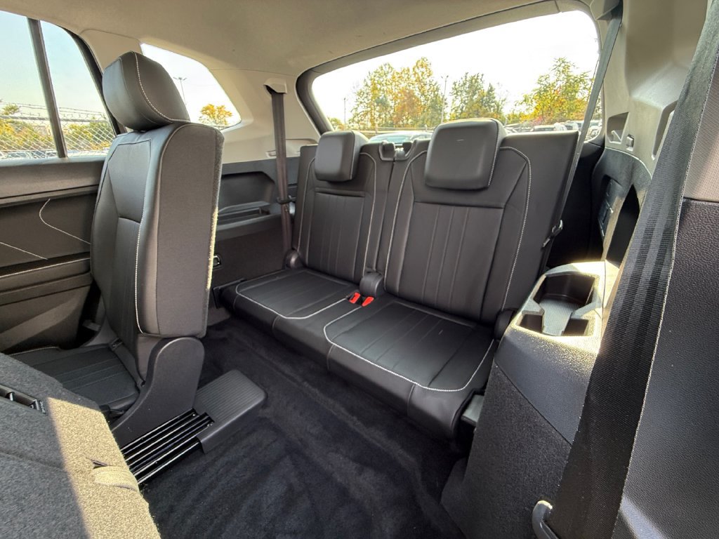 Used 2023 Volkswagen Tiguan SE FWD image 24