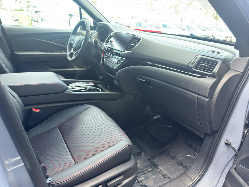 Used 2026 Honda Ridgeline Black Edition image 21