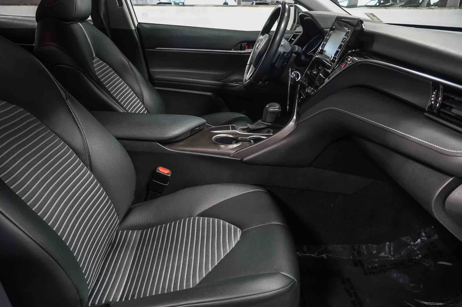 Certified 2024 Toyota Camry SE FWD image 19