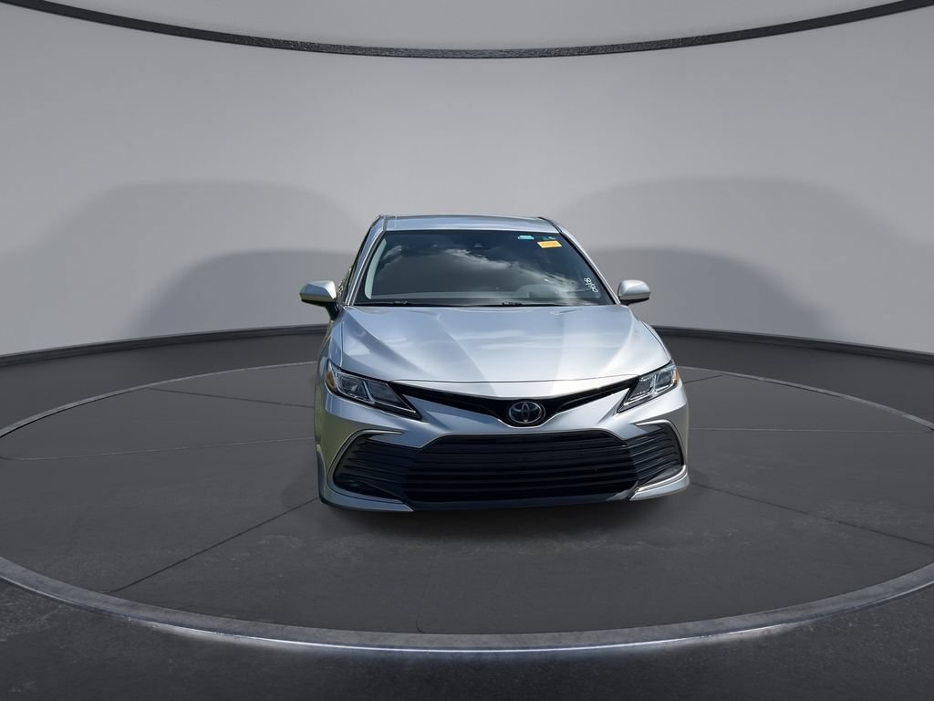Used 2023 Toyota Camry LE FWD image 3