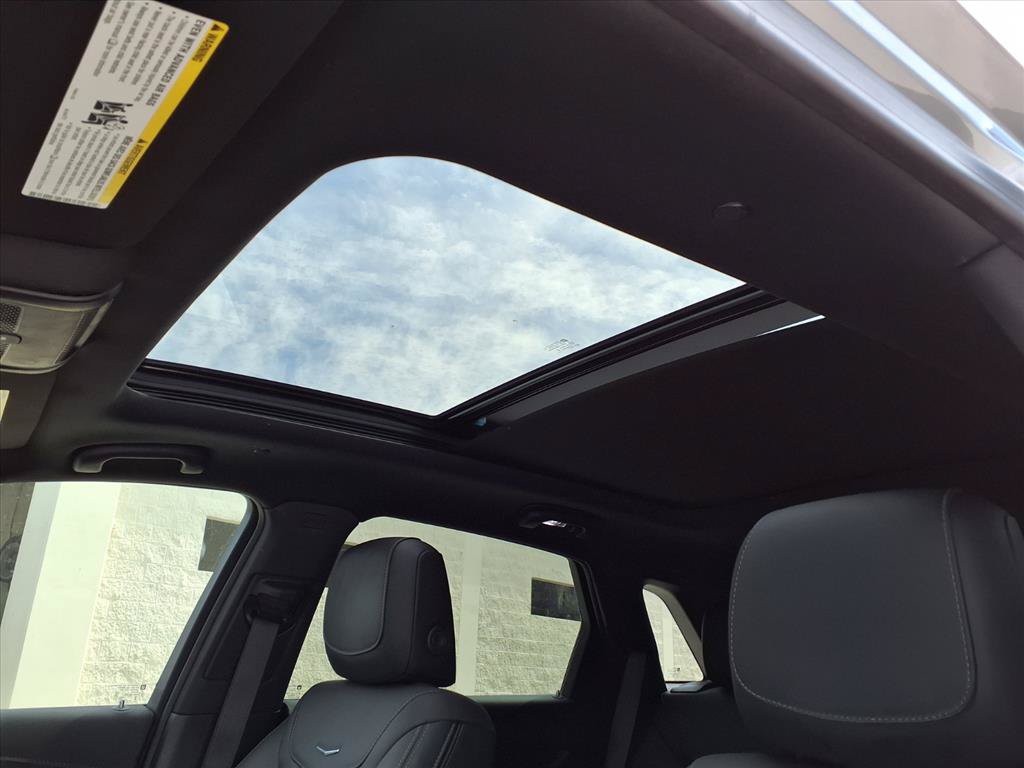 Certified 2024 Cadillac XT5 Premium Luxury FWD image 22