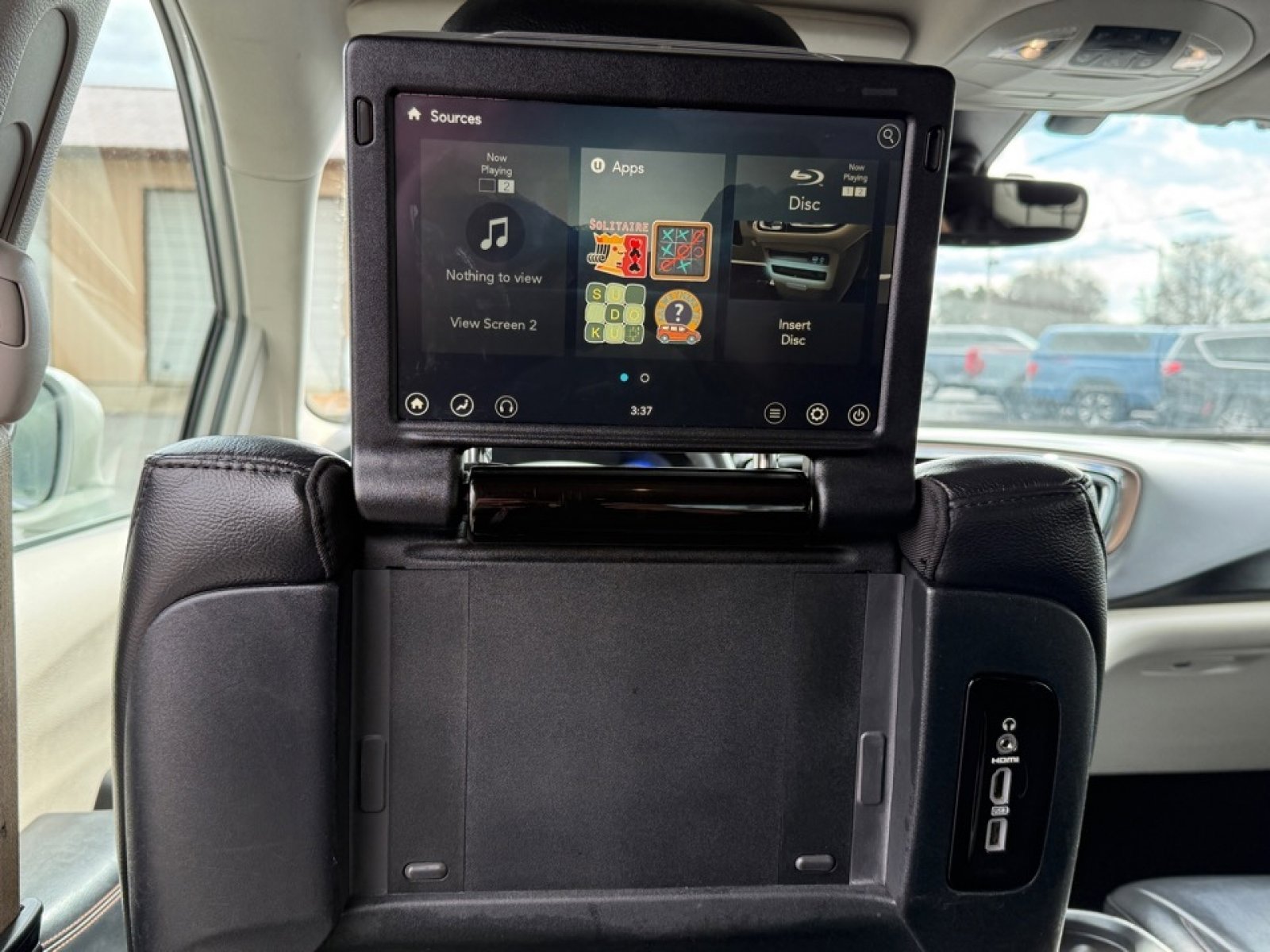 Used 2017 Chrysler Pacifica Touring-L Plus image 37