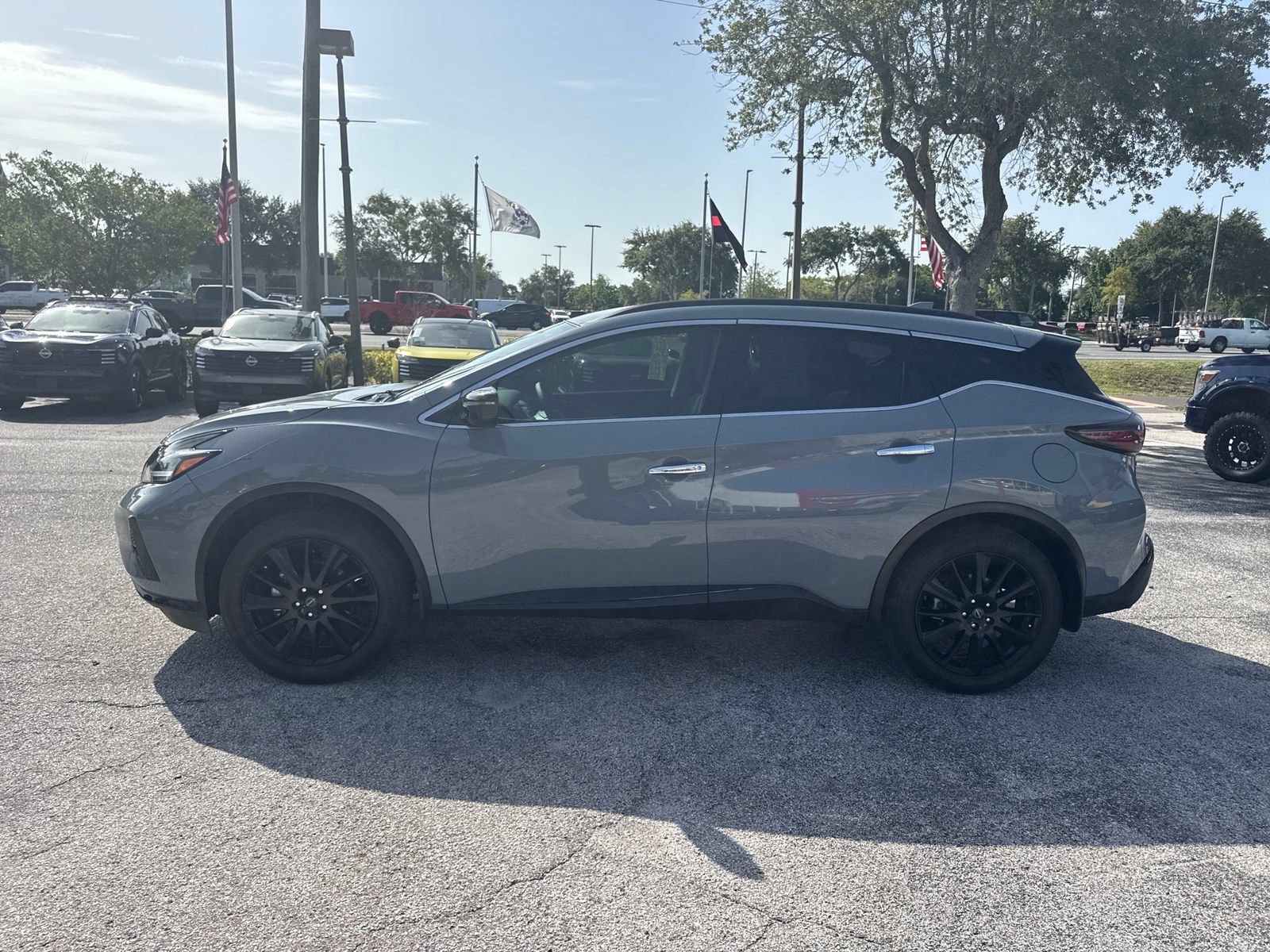 Certified 2024 Nissan Murano SV w/ SV Midnight Edition Package FWD image 19