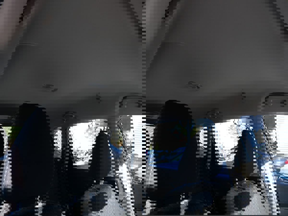 Used 2018 Nissan Rogue S image 16