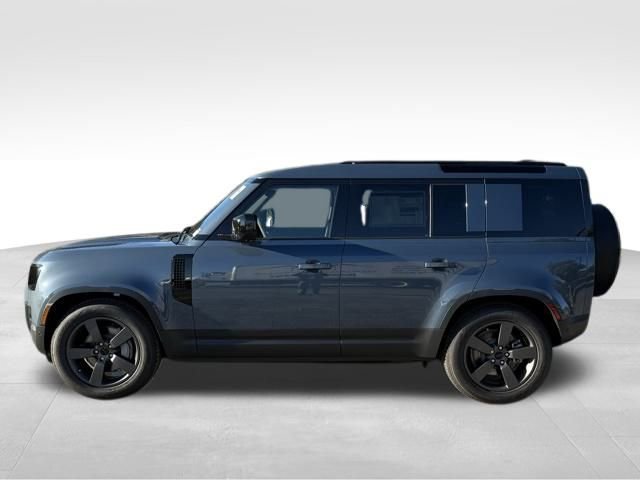 New 2026 Land Rover Defender 110 S image 2