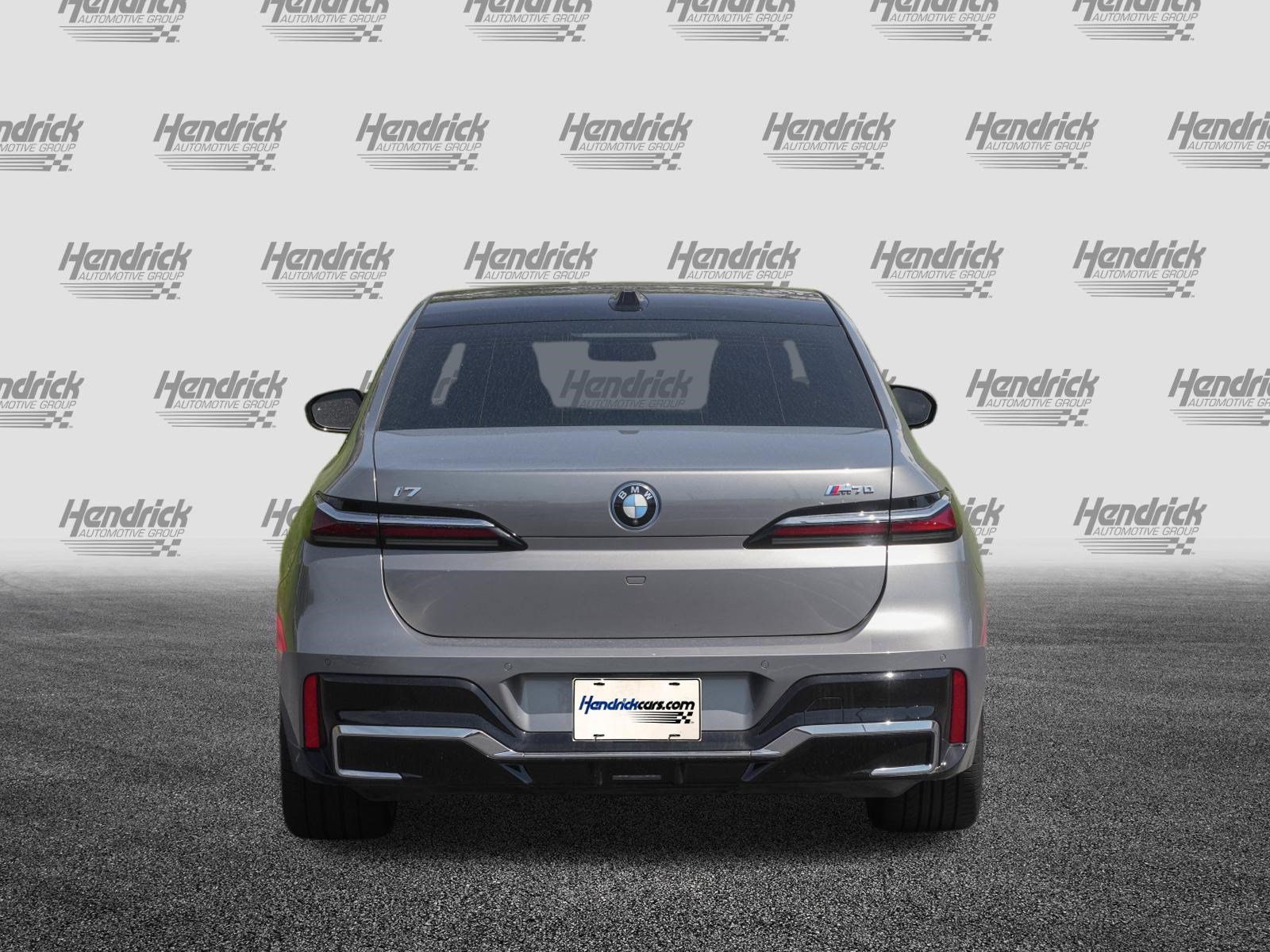 Certified 2024 BMW i7 M70 w/ Premium Package AWD/4WD image 8