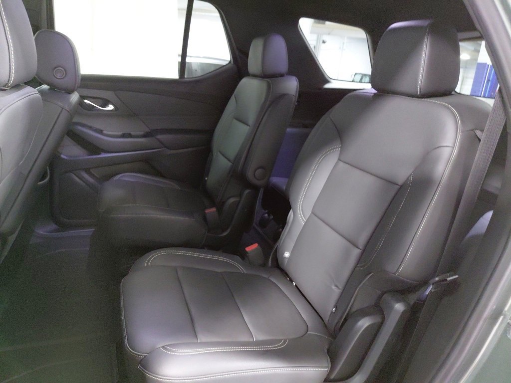 Used 2023 Chevrolet Traverse LT w/ LPO, Floor Liner Package image 18