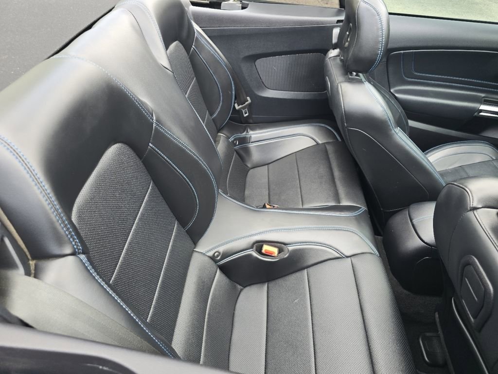 Used 2019 Ford Mustang Premium w/ Equipment Group 201A RWD image 21
