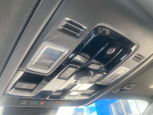 New 2026 Chevrolet Tahoe Premier w/ Sun And Tow Package AWD/4WD image 17