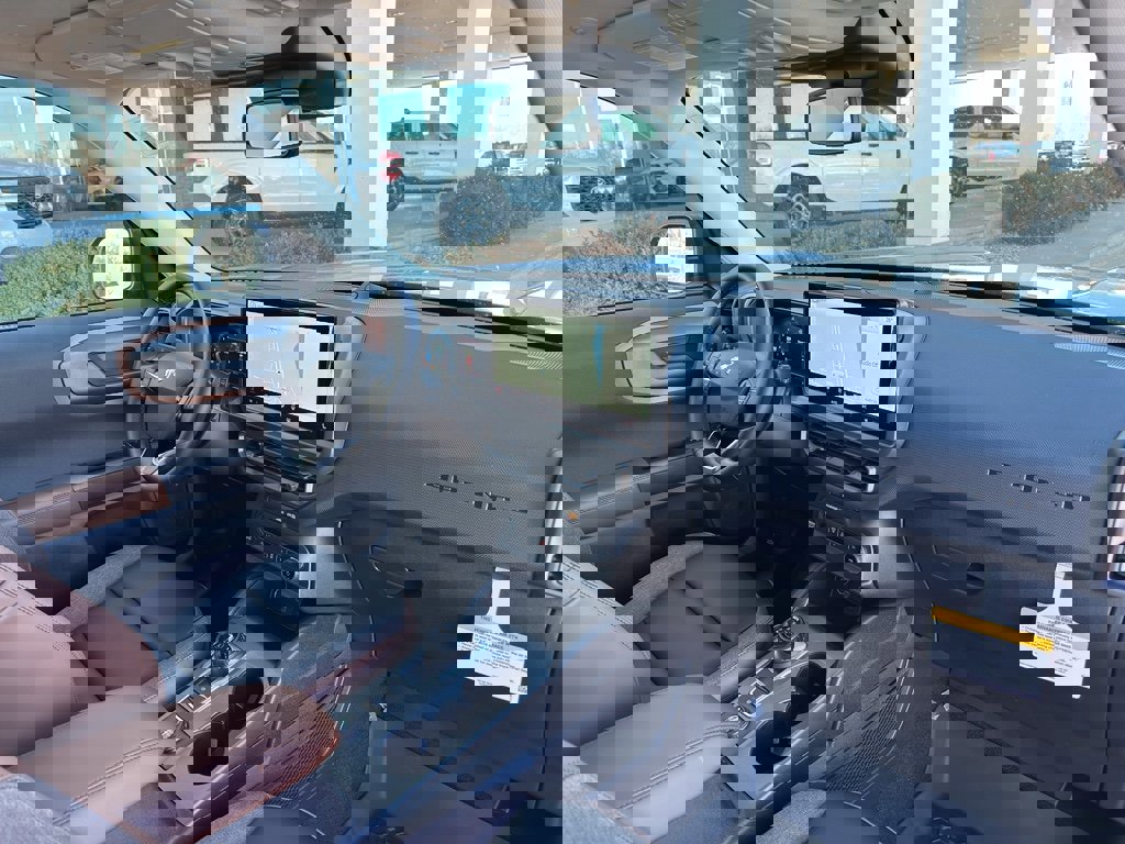 New 2025 Ford Bronco Sport Outer Banks w/ Outer Banks Tech Package+ image 32