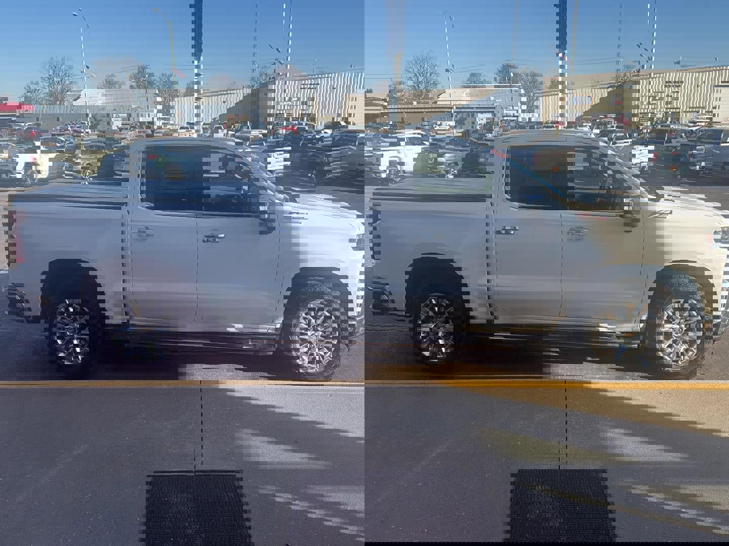 Used 2020 Chevrolet Silverado 1500 LTZ w/ LTZ Premium Package image 8