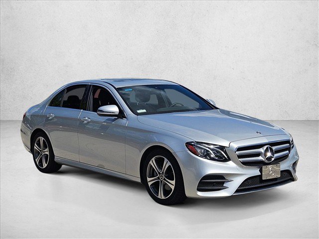 Used 2019 Mercedes-Benz E 300 image 3