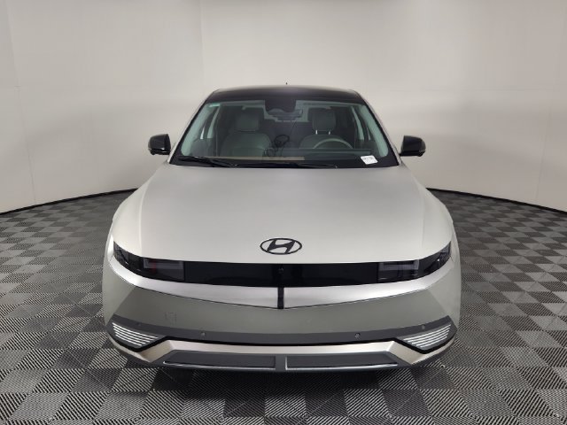 Certified 2024 Hyundai Ioniq 5 Limited AWD/4WD image 8