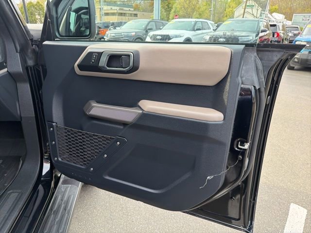 Used 2022 Ford Bronco Wildtrak AWD/4WD image 11