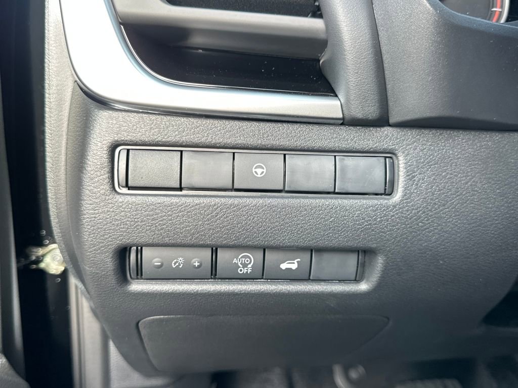 New 2026 Nissan Rogue SV image 12