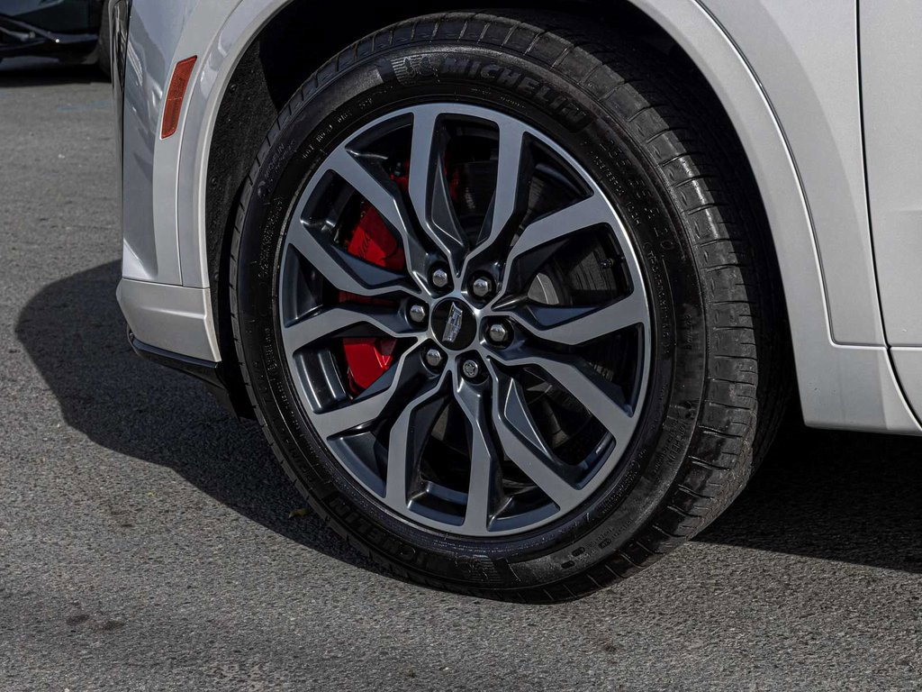 Used 2025 Cadillac XT6 Sport image 7