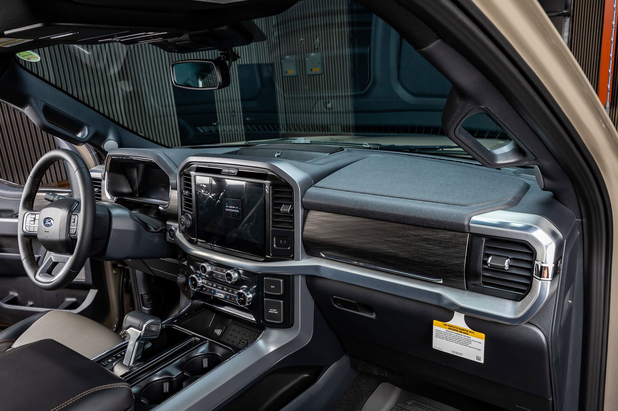 Used 2026 Ford F150 Lariat AWD/4WD image 18