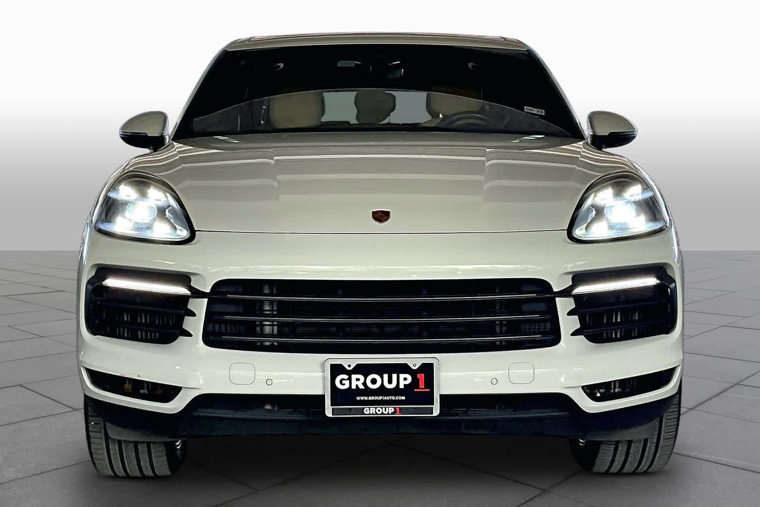 Used 2022 Porsche Cayenne E-Hybrid AWD/4WD image 7