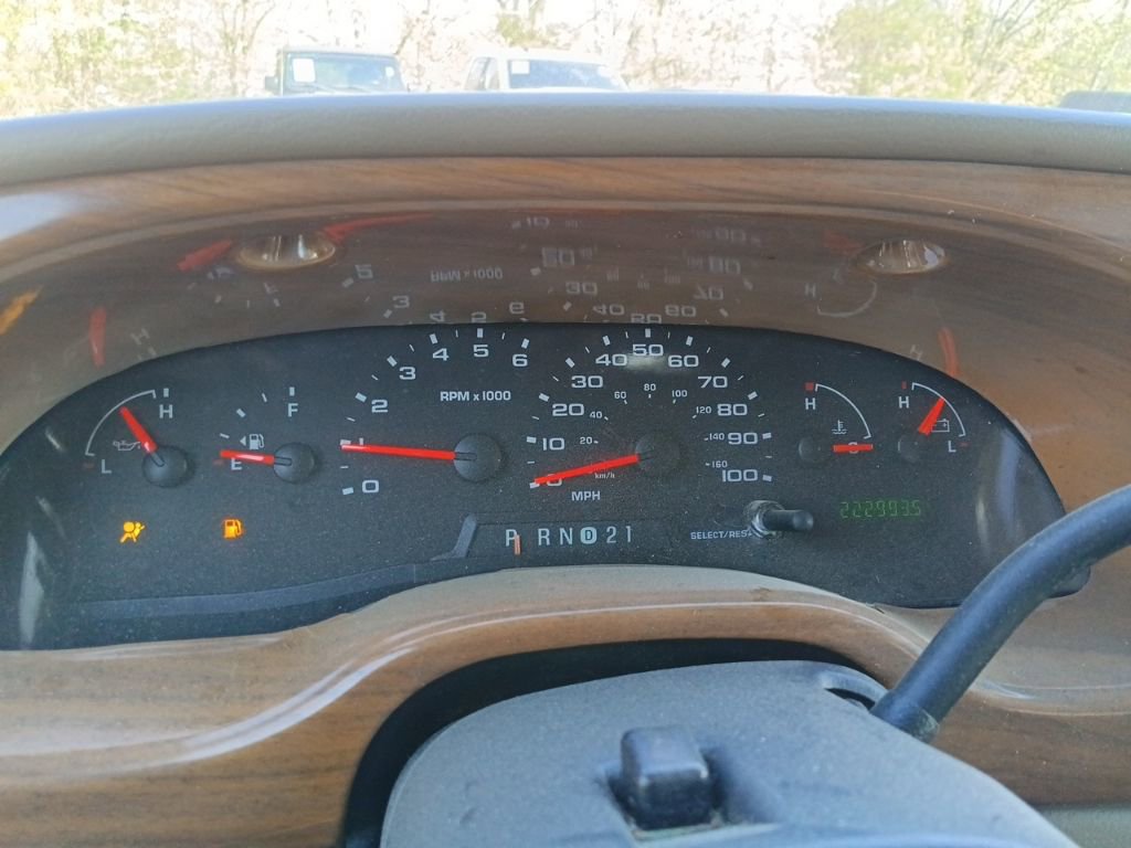 Used 2004 Ford E-150 and Econoline 150 image 5