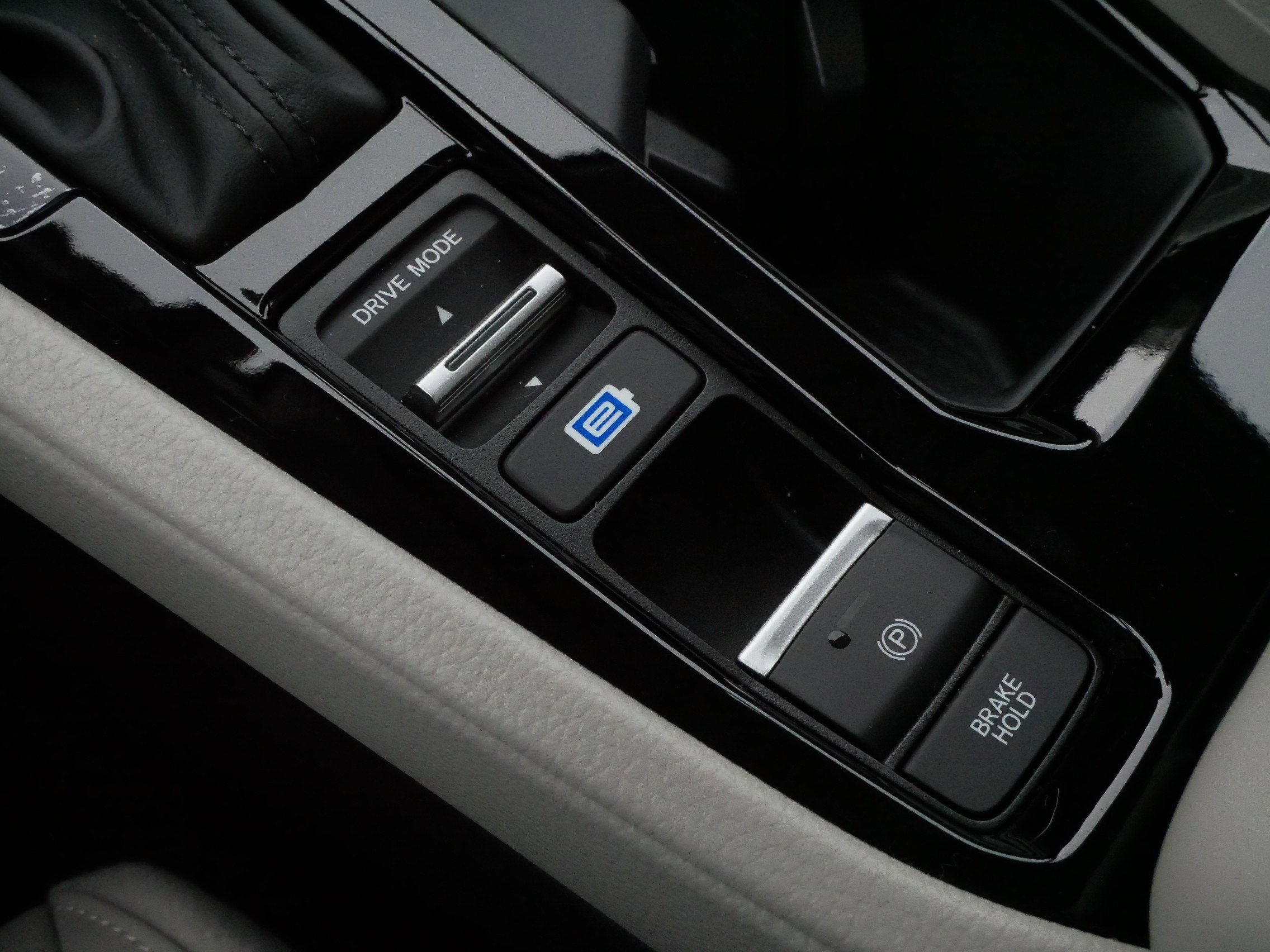 Certified 2025 Honda Accord EX-L image 25