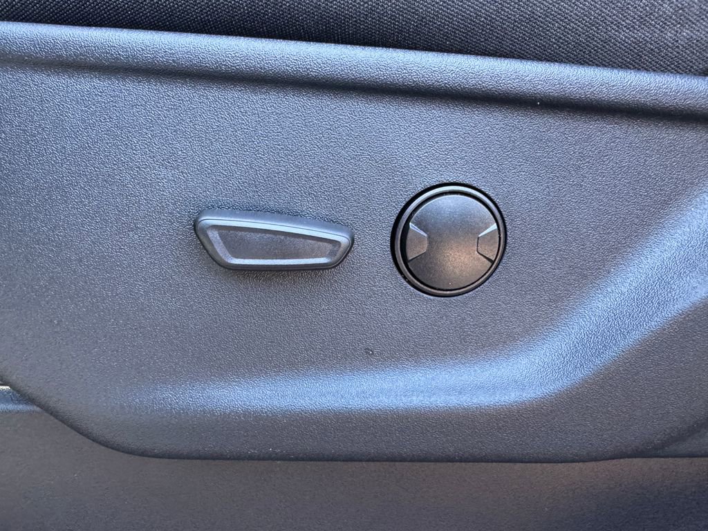 New 2026 Ford F150 XLT w/ Equipment Group 301A Standard image 22