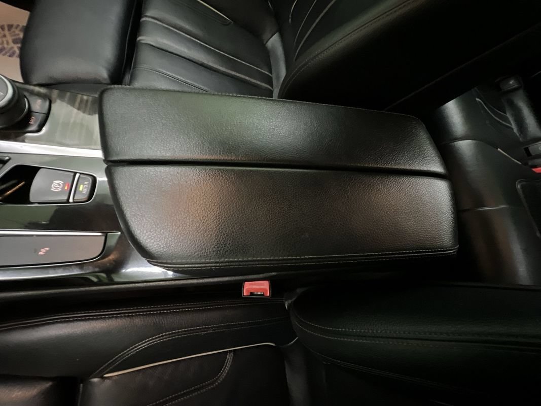 Used 2020 BMW 530i w/ Convenience Package RWD image 26
