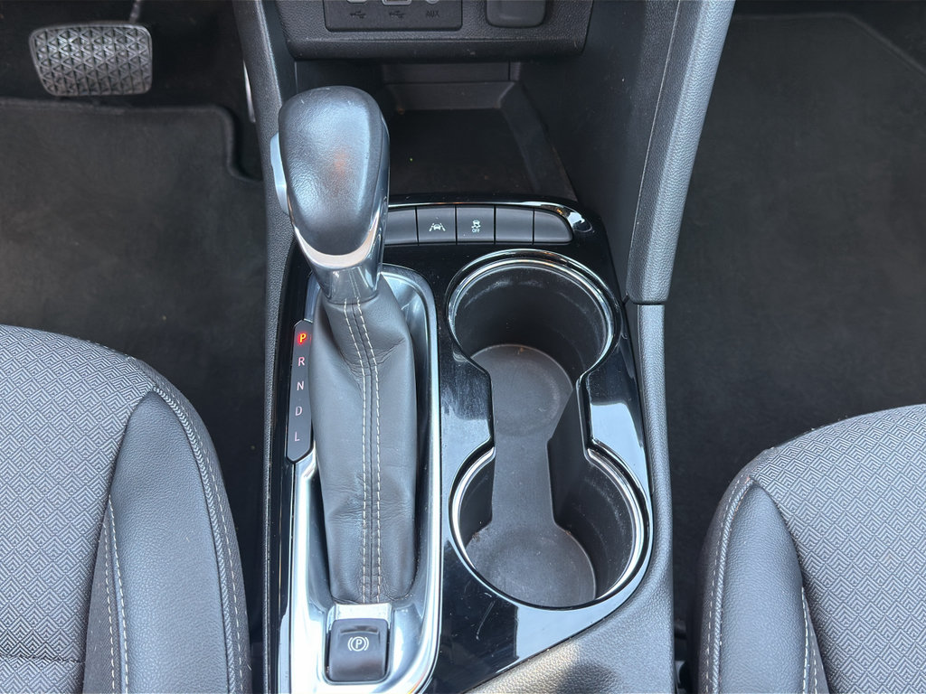 Used 2022 Buick Encore GX Select FWD image 19