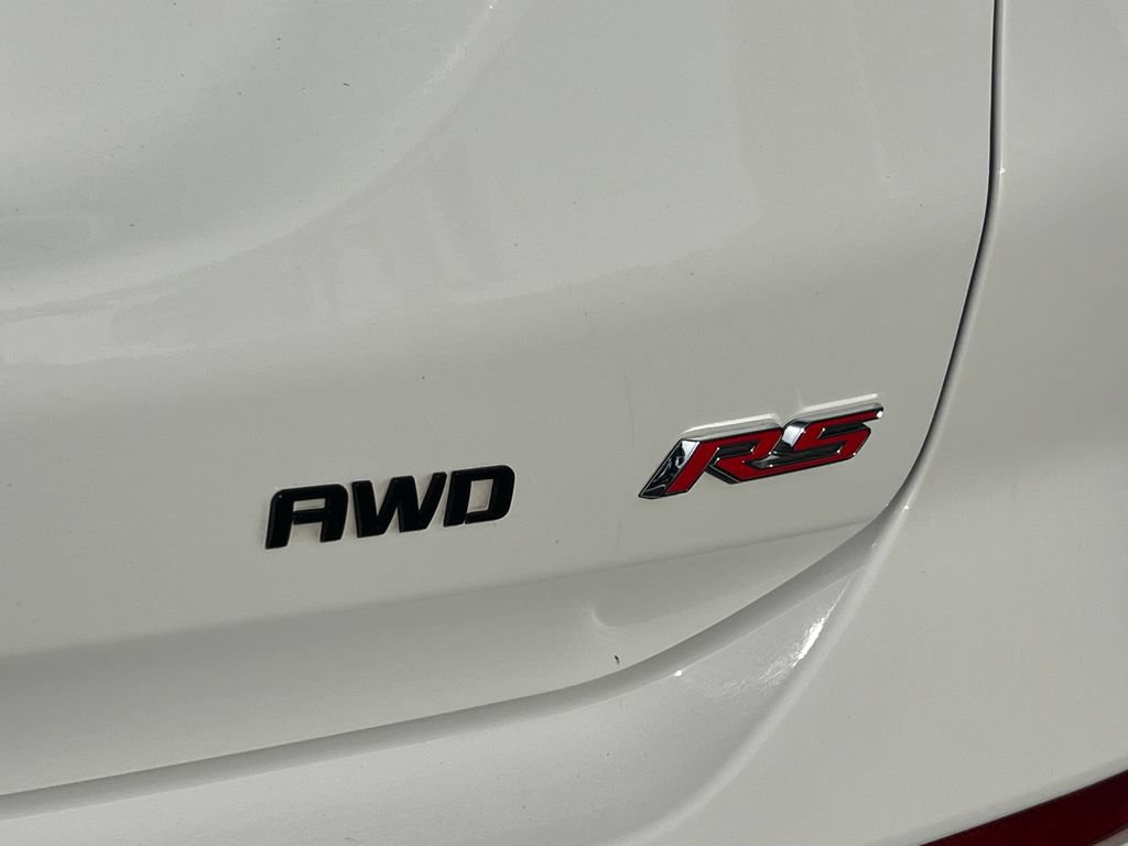 Used 2022 Chevrolet Equinox RS AWD/4WD image 17