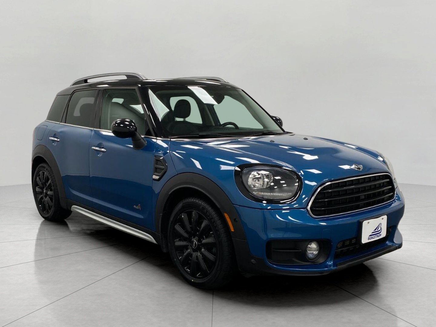 Used 2018 MINI Cooper Countryman ALL4 AWD/4WD video 1