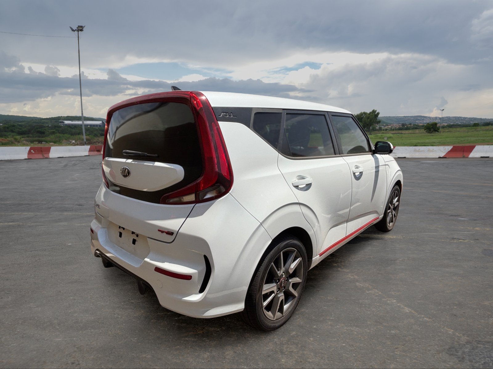 Used 2021 Kia Soul GT-Line FWD image 3