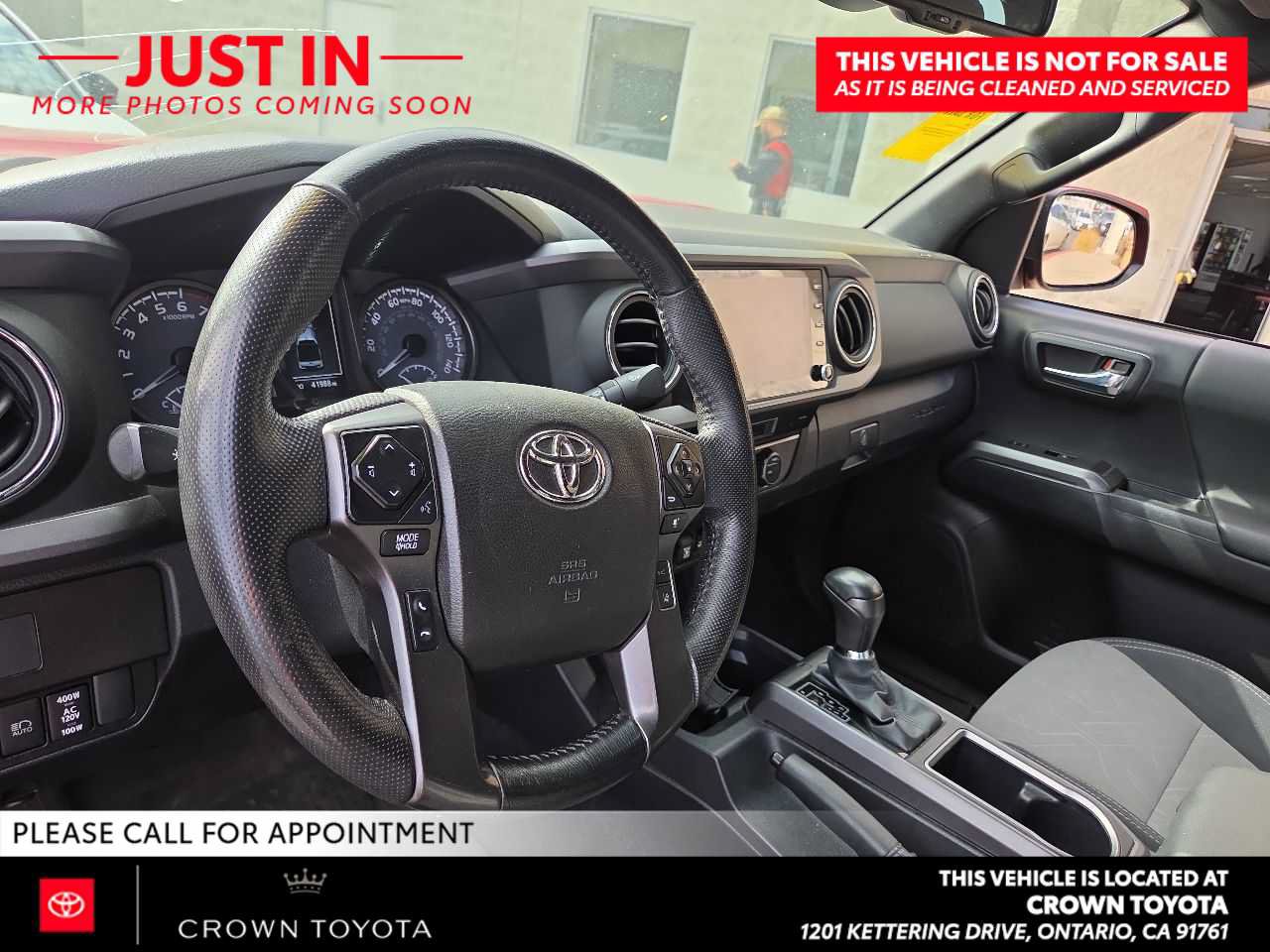 Used 2022 Toyota Tacoma TRD Off-Road w/ Technology Package AWD/4WD image 8