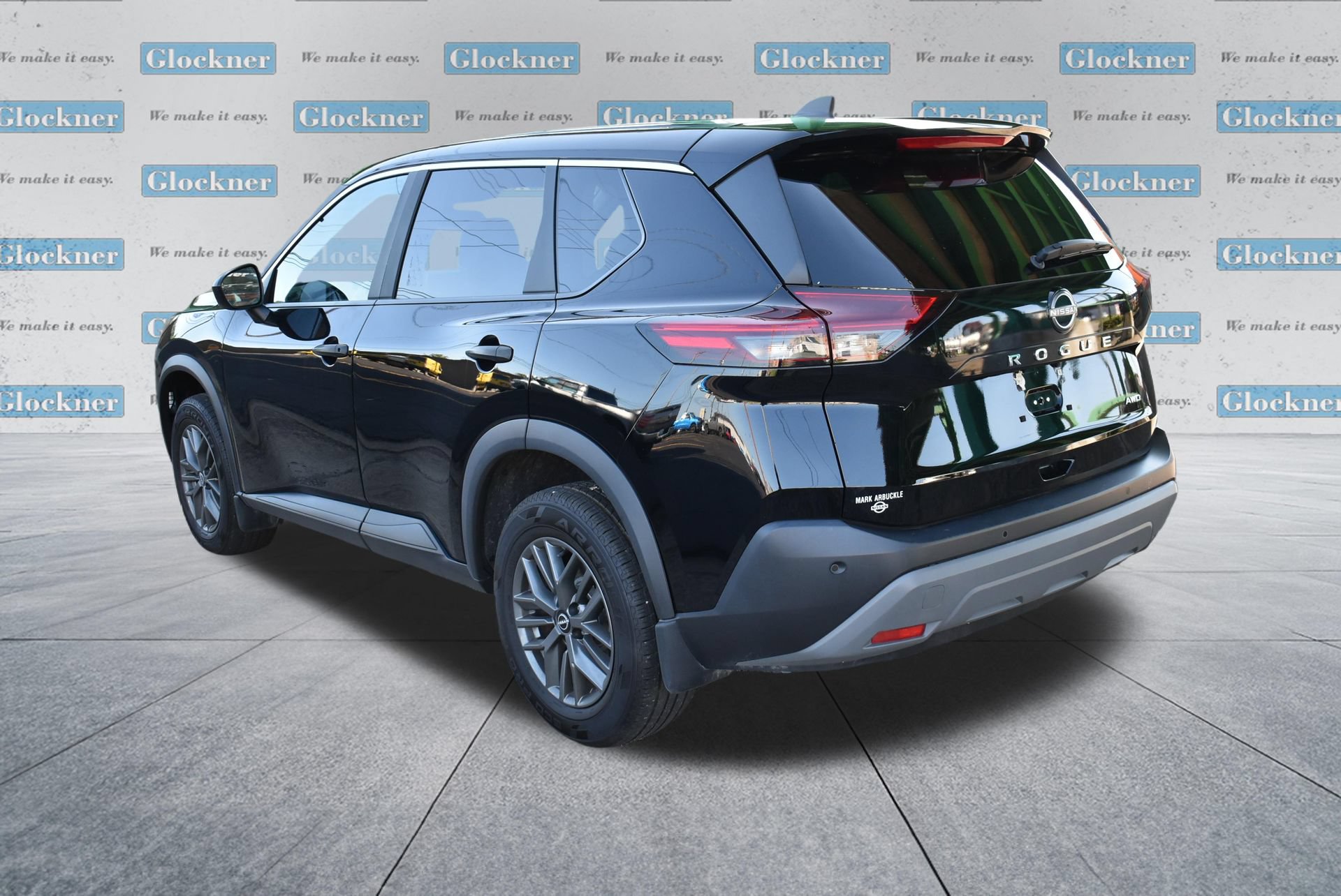 Used 2023 Nissan Rogue S AWD/4WD image 8