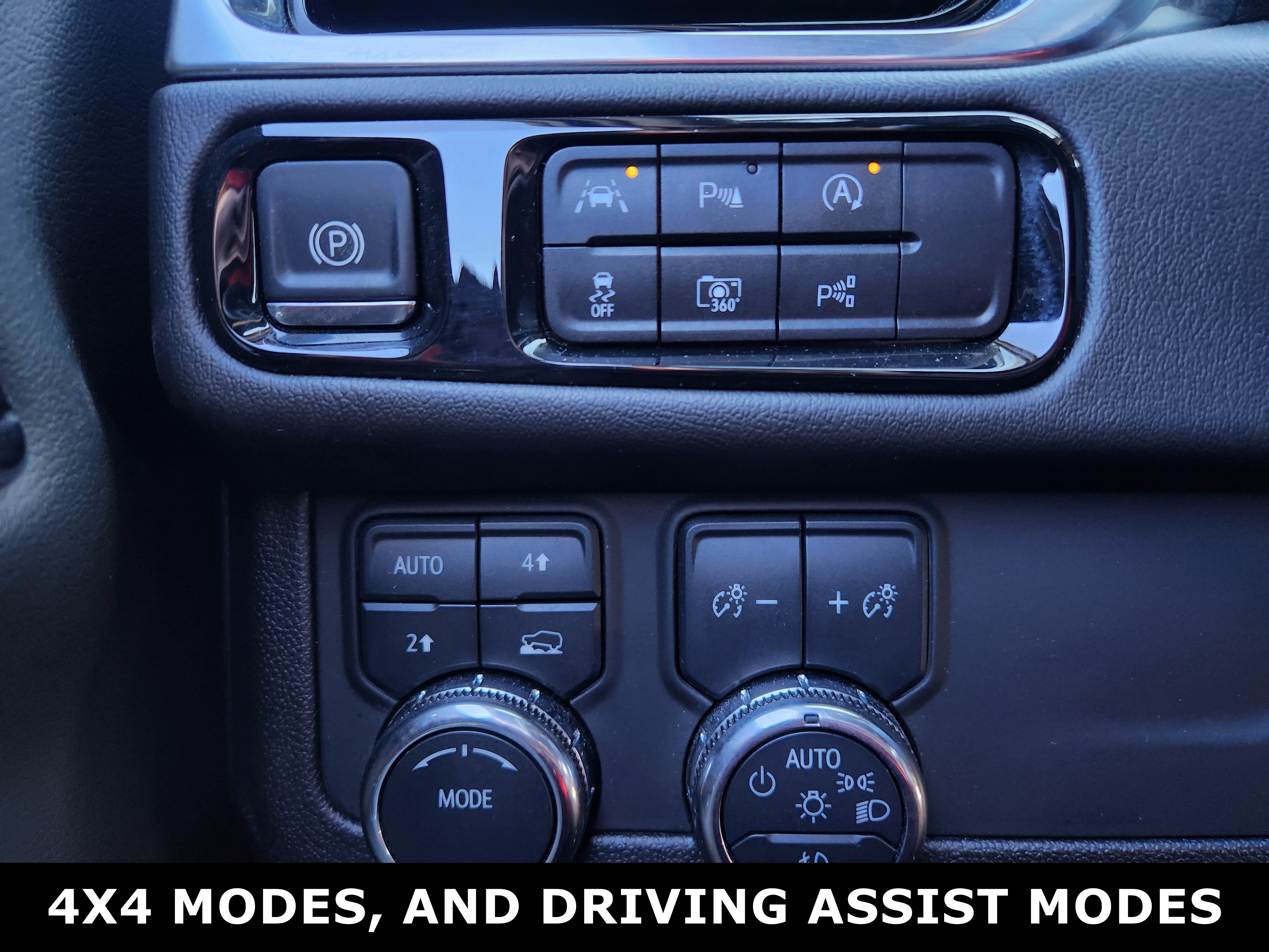 Used 2025 GMC Yukon XL Denali image 7