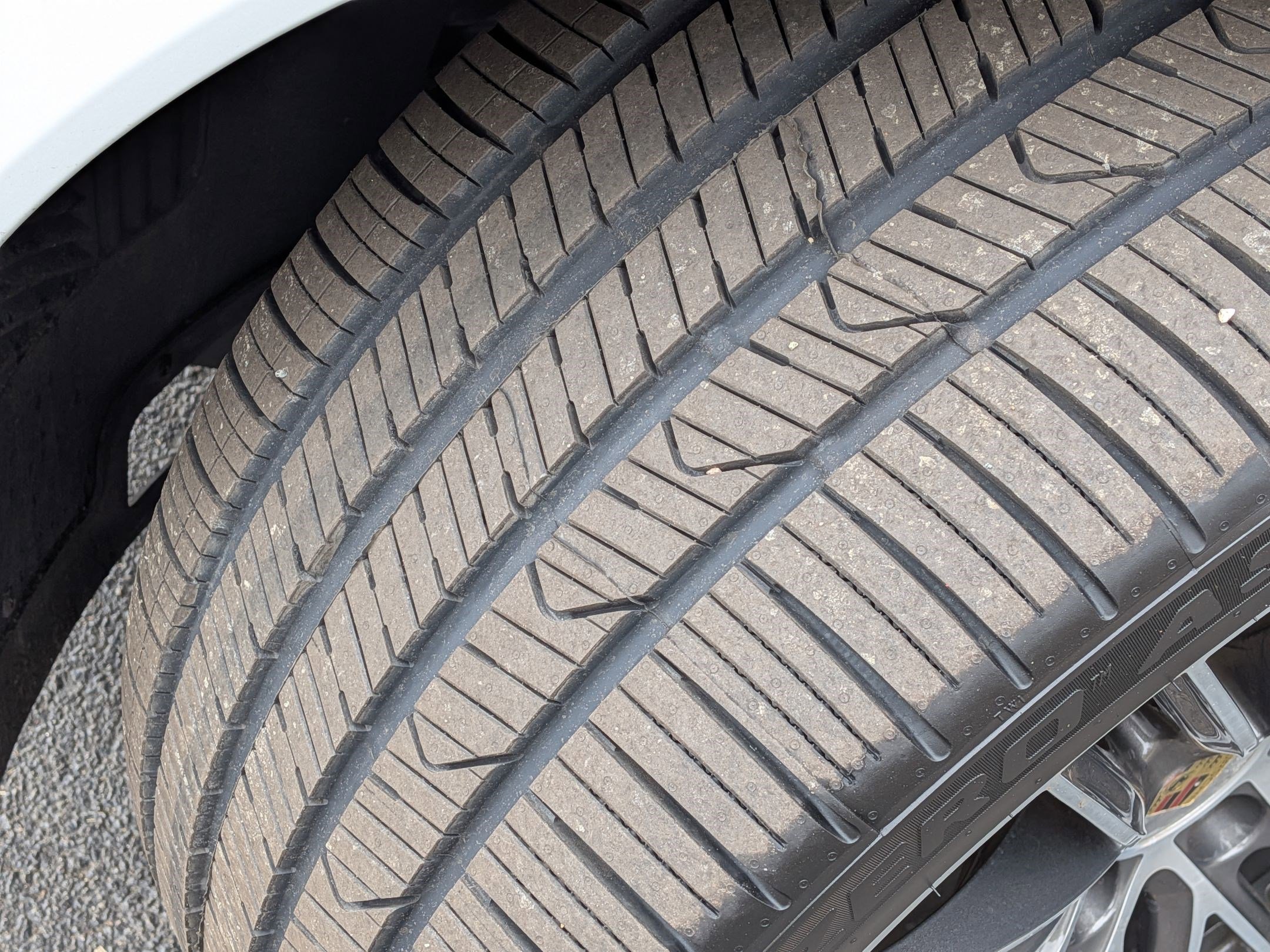 Used 2021 Porsche Cayenne Turbo image 12